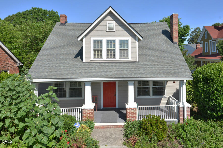 1814 Chapel Hill Road Durham, NC 27707 - Photo 4 of 33