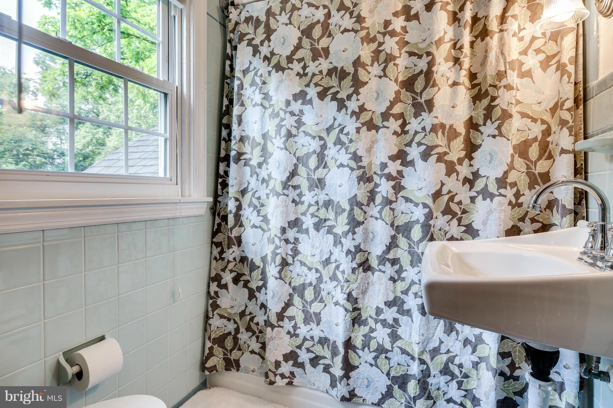 5603 Emory Road Upperco, MD 21155 - Photo 16 of 30 Bath