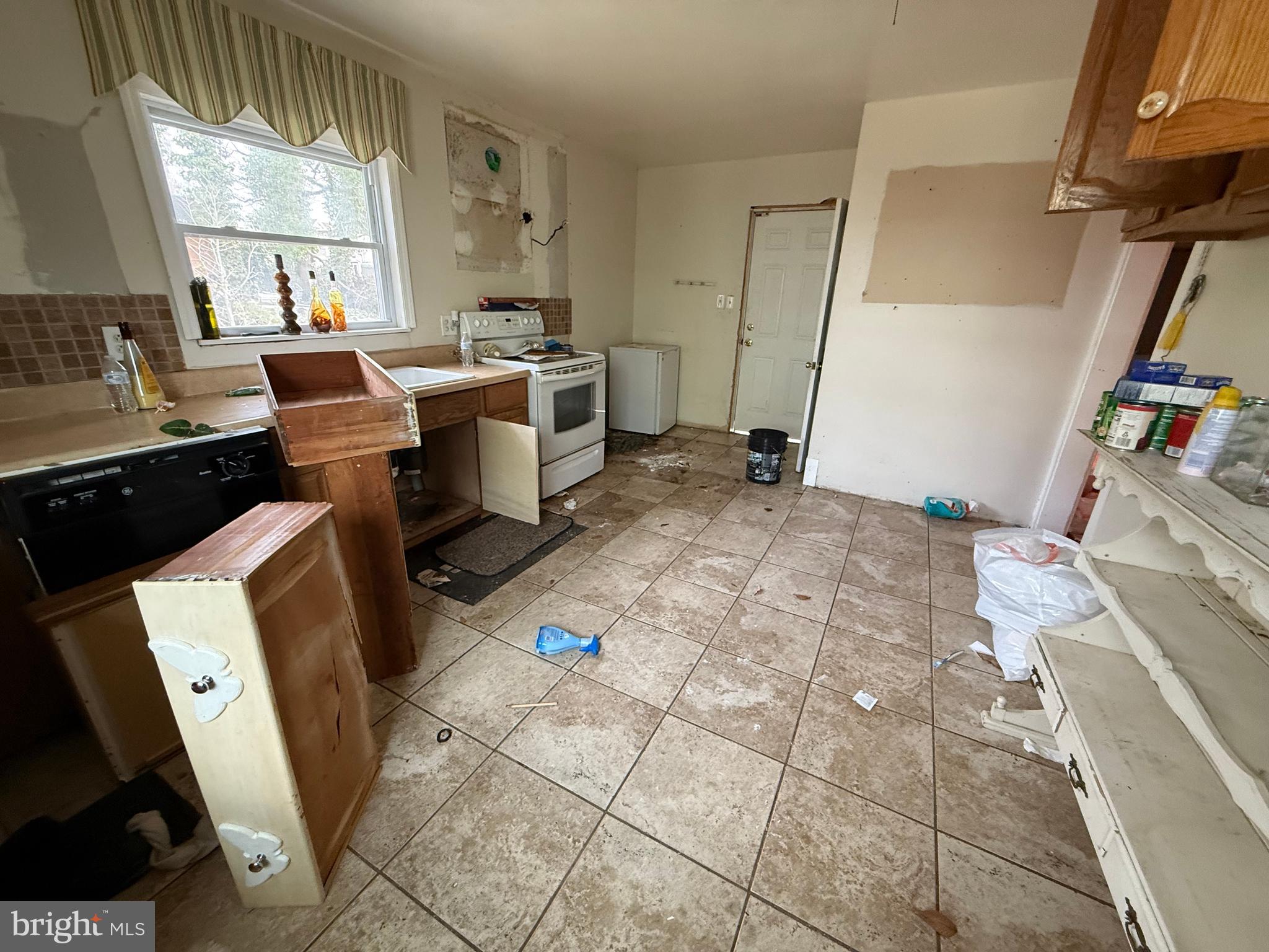 105 Hampton Street Bridgeton, NJ 08302 - Photo 11 of 26