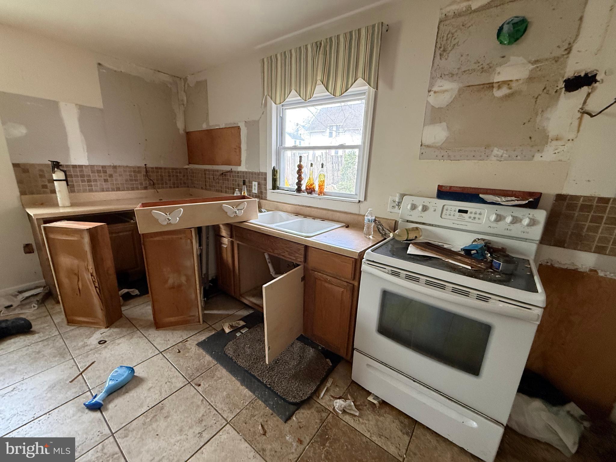 105 Hampton Street Bridgeton, NJ 08302 - Photo 13 of 26