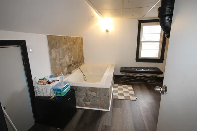 $325,900 | 222 West River Street, Orange, MA 01364