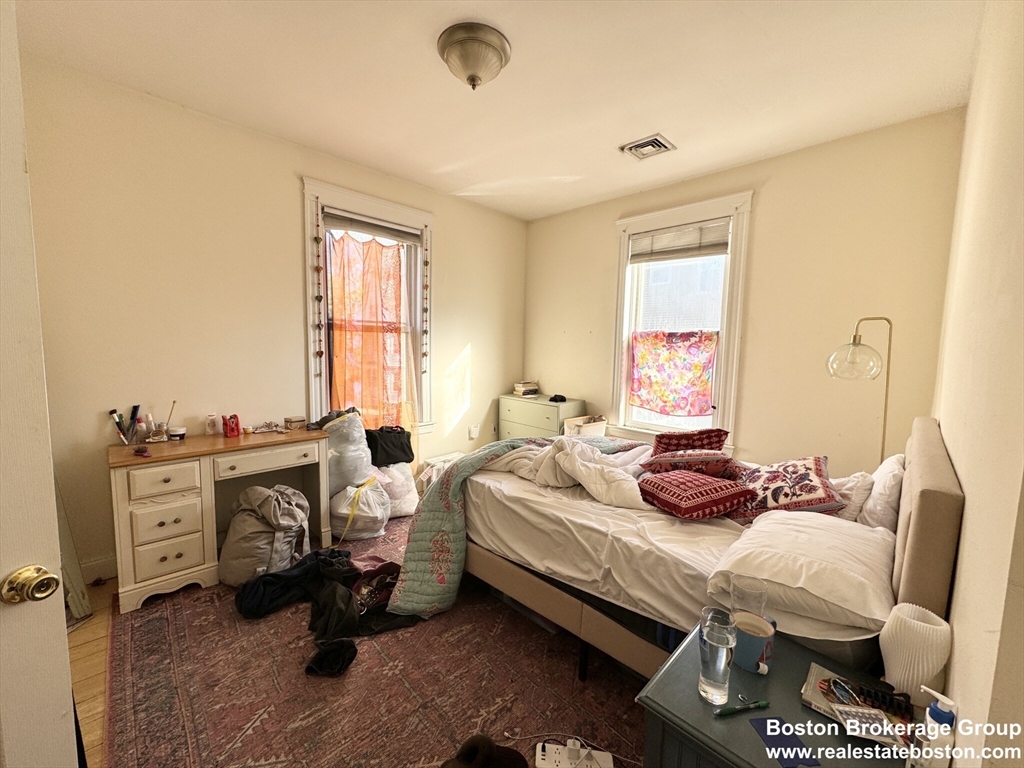 37 Hillside Street, Unit 3 Boston, MA 02120 - Photo 4 of 6