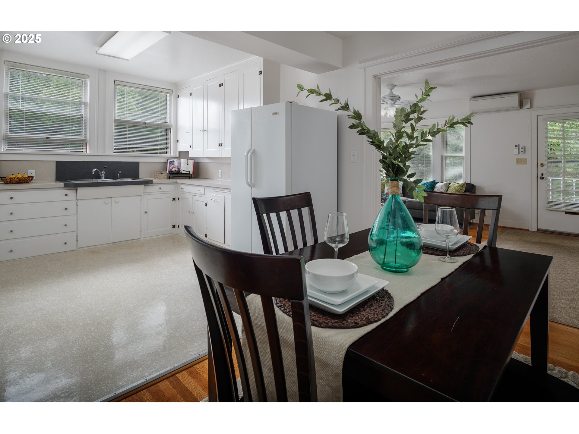 1902 Northeast 38th Avenue Portland, OR 97212 - Photo 23 of 29