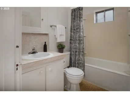 $1,075,000 | 1902 Northeast 38th Avenue, Portland, OR 97212