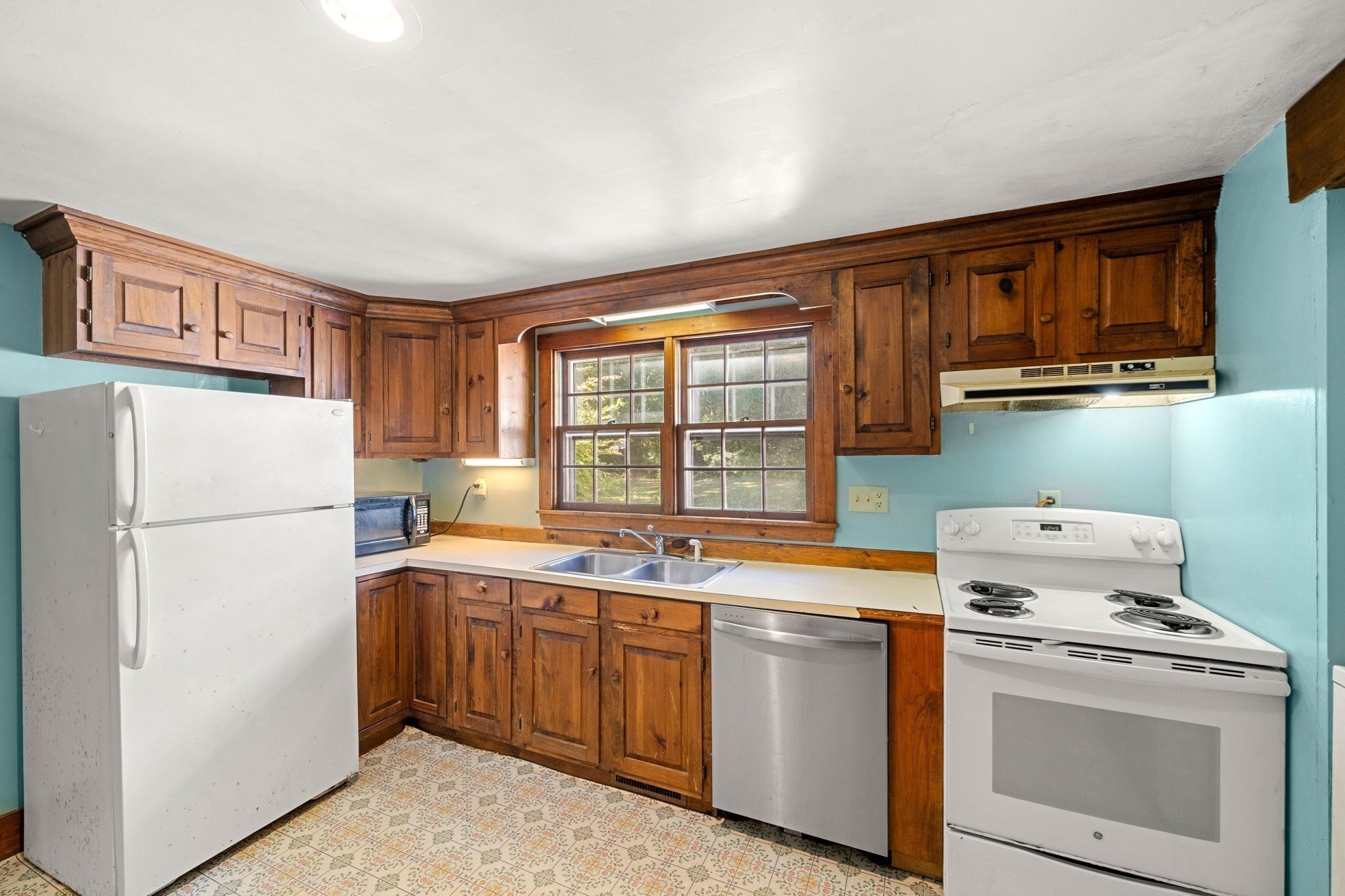 53 Groton Road Shirley, MA 01464 - Photo 32 of 42 Gallery Image 32