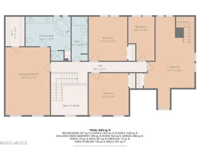 a black and white photo of a living room