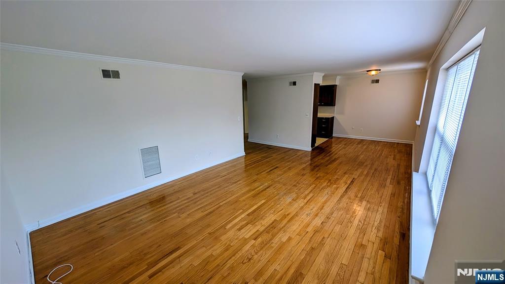 522 North Maple Avenue, Unit A 19 Ridgewood, NJ 07450 - Photo 2 of 16