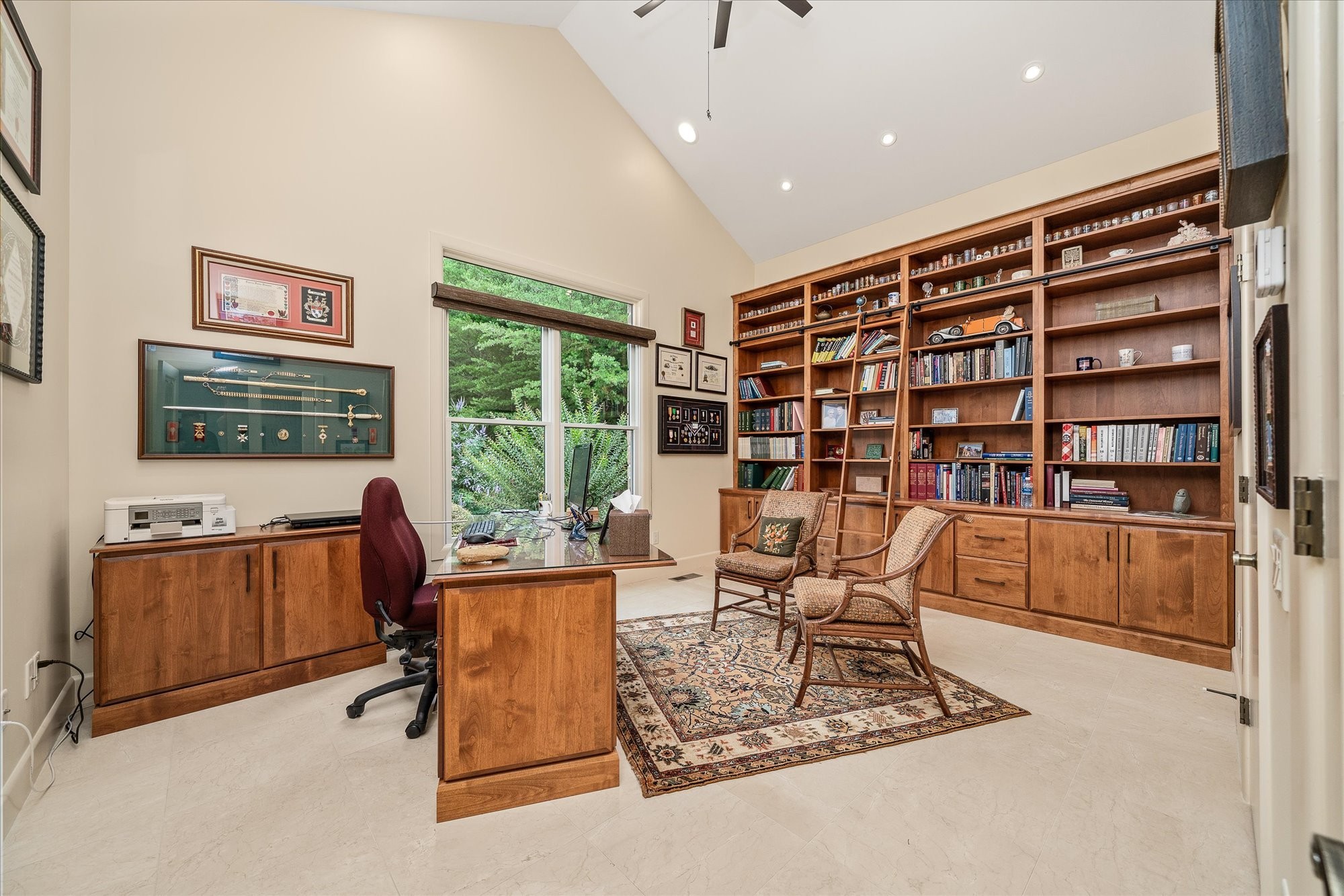 61 Bluff View Terrace Crossville, TN 38558 - Photo 28 of 81 a work room with furniture and large window