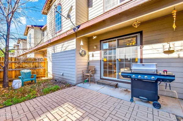 $495,000 | 1303 East Stone Ridge Drive, Flagstaff, AZ 86001