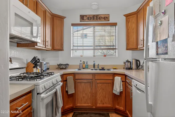 $495,000 | 1303 East Stone Ridge Drive, Flagstaff, AZ 86001