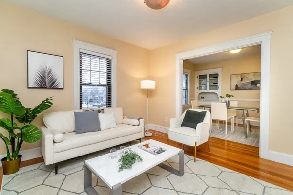 $569,000 | 10 Washington Avenue, Unit 3, Waltham, MA 02453