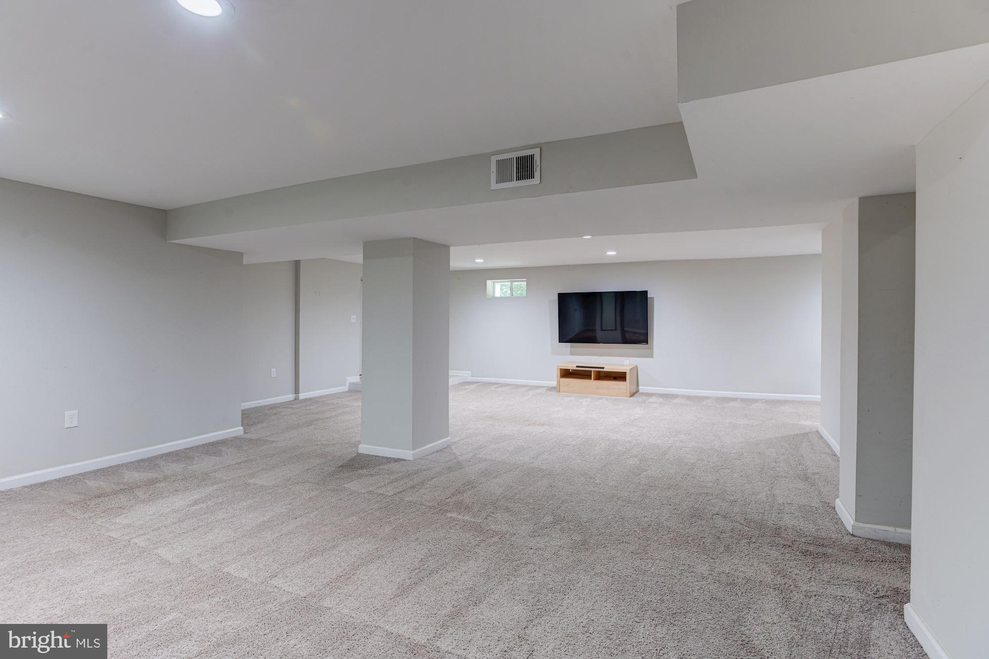 2901 Conowingo Road Bel Air, MD 21015 - Photo 25 of 39 Family Room