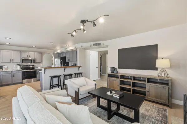 $609,000 | 3040 North Saffron, Mesa, AZ 85215