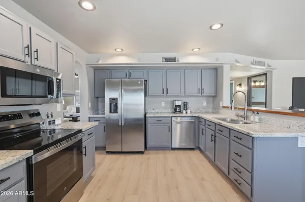 $609,000 | 3040 North Saffron, Mesa, AZ 85215