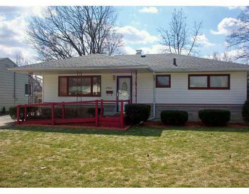 2802 Edison Road South Bend, IN 46615 - Photo 1 of 8 Gallery Image 1