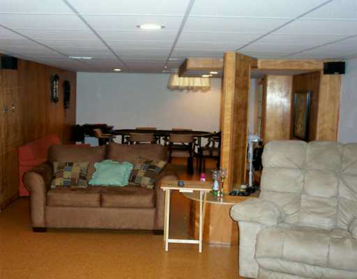 2802 Edison Road South Bend, IN 46615 - Photo 6 of 8 Gallery Image 6