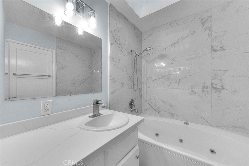 537 Jamestown Road Burbank, CA 91504 - Photo 34 of 75 Gallery Image 34