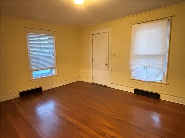 $1,350 | 10 Columbia Street, Oneonta, NY 13820
