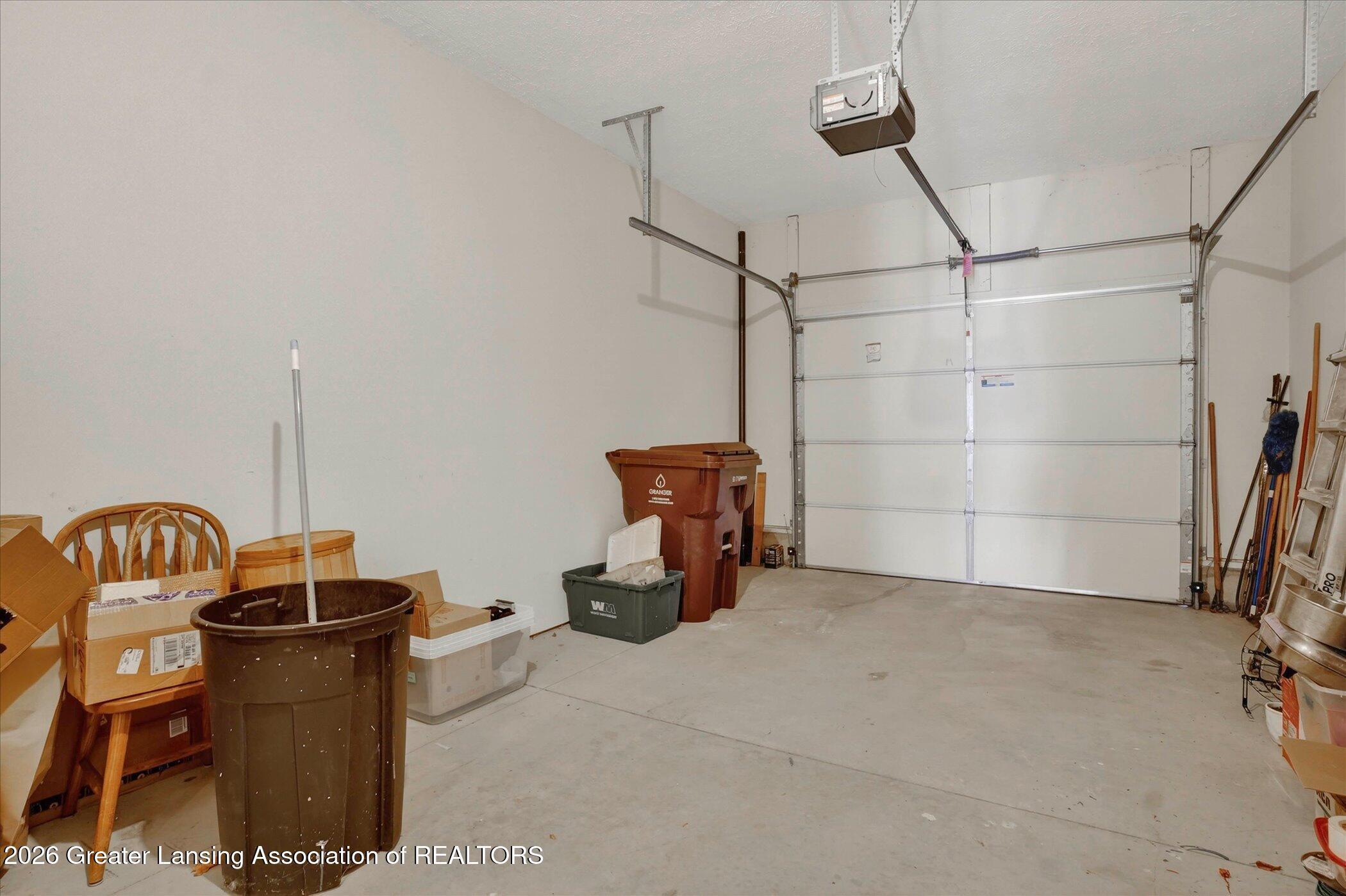 912 Randy Lane St. Johns, MI 48879 - Photo 26 of 35 28-912-Randy-Ln-St-Johns-MI-48879-Window