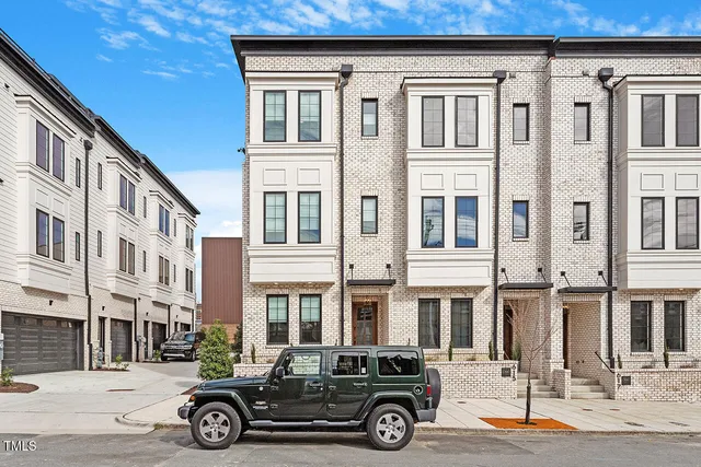 a car parked in front of a building