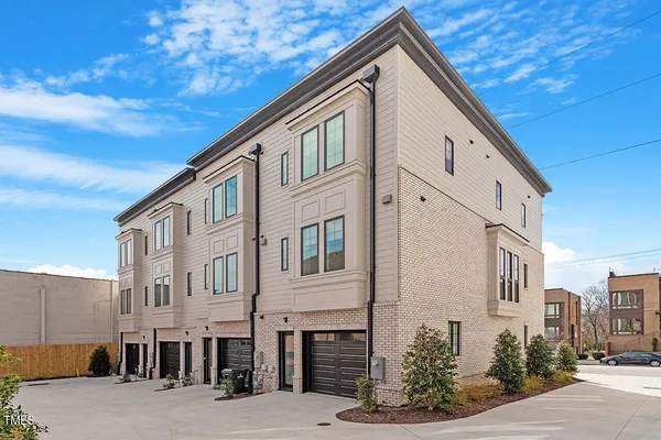 $1,275,000 | 613 South West Street, Raleigh, NC 27601