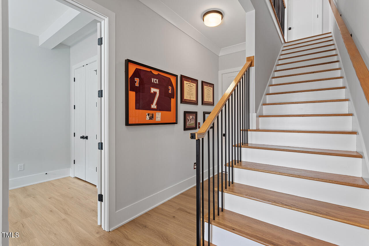 613 South West Street Raleigh, NC 27601 - Photo 5 of 33 613 South West Street_05