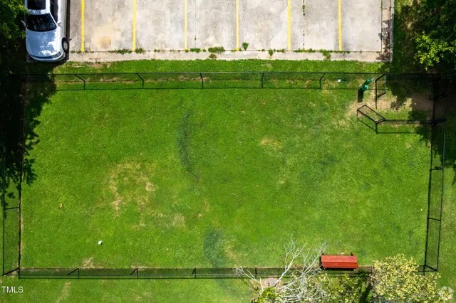 $1,467 | 115 Holiday Park Road, Unit 3, Hillsborough, NC 27278