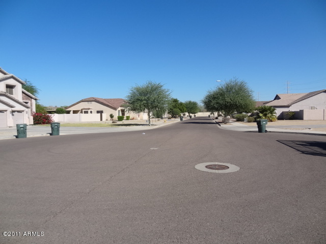 2419 West Darrow Street Phoenix, AZ 85041 - Photo 19 of 37 39