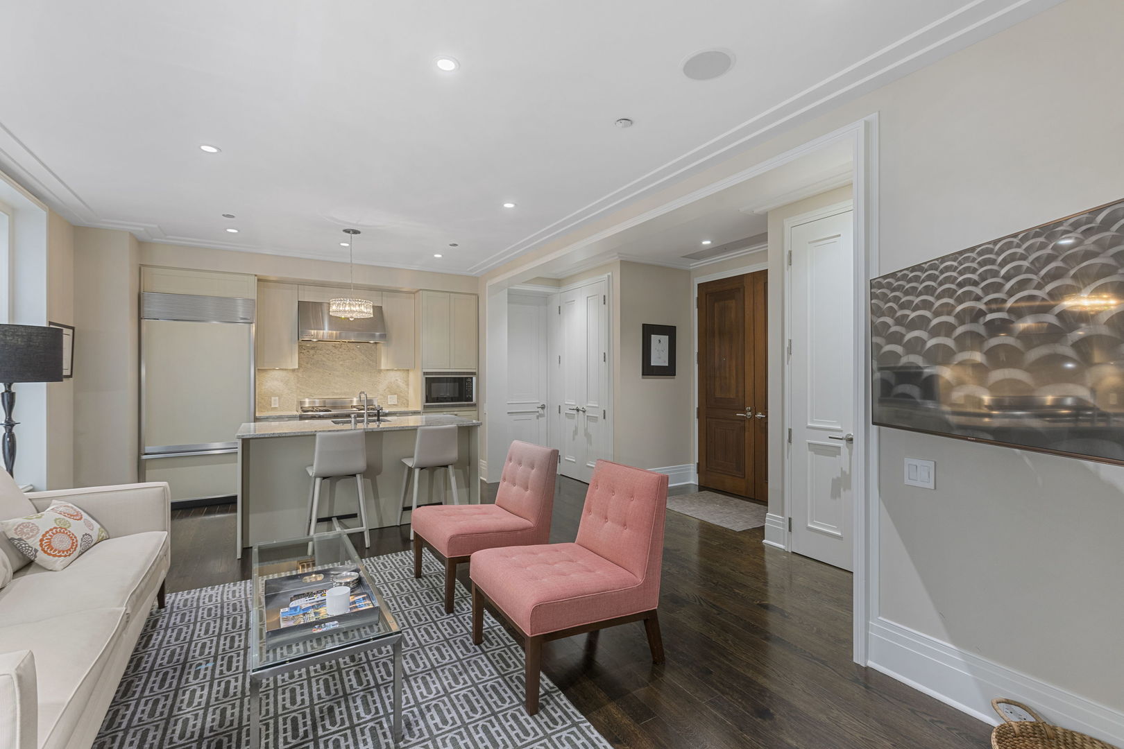 159 East Walton Place, Unit 5F Chicago, IL 60611 - Photo 2 of 18