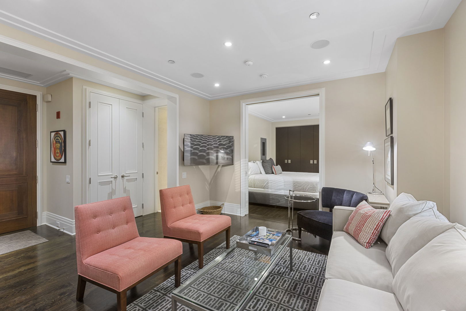 159 East Walton Place, Unit 5F Chicago, IL 60611 - Photo 5 of 18