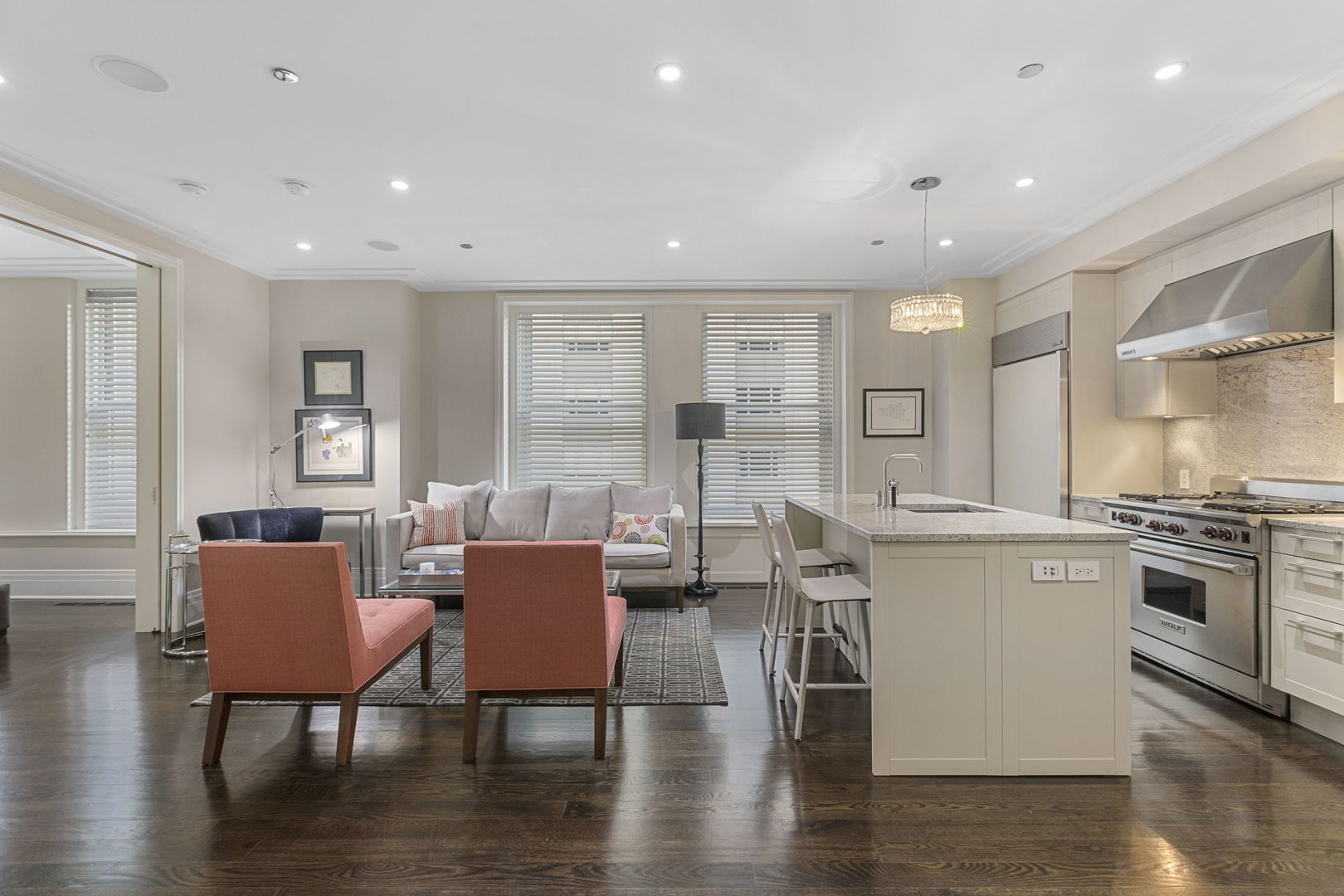 159 East Walton Place, Unit 5F Chicago, IL 60611 - Photo 6 of 18