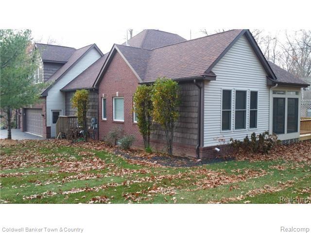 359 Timbermill Lane Howell, MI 48843 - Photo 5 of 16 5.jpg
