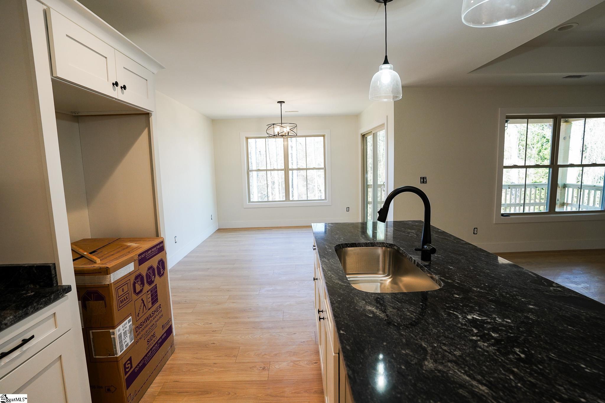 358 Zoar Heights Road Greer, SC 29651 - Photo 5 of 15 Gallery Image 5