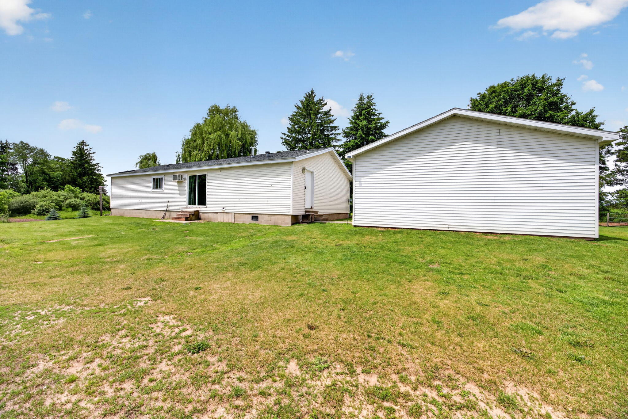 5110 Cedar Lake Road Northeast Edmore, MI 48829 - Photo 15 of 50 21-web-or-mls-3Y2A2411