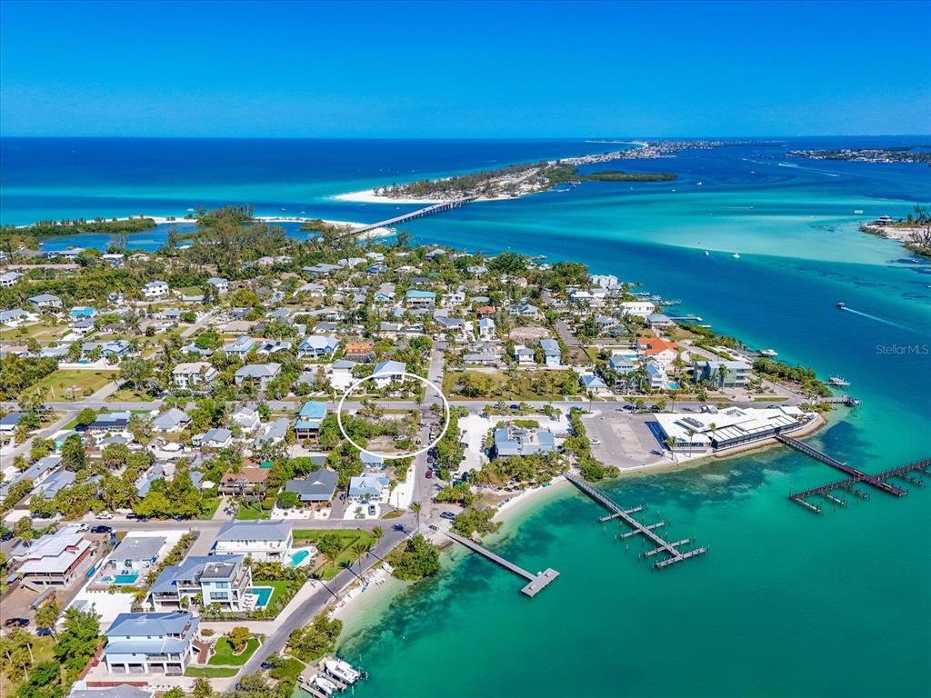 720 Broadway Street Longboat Key, FL 34228 - Photo 16 of 41