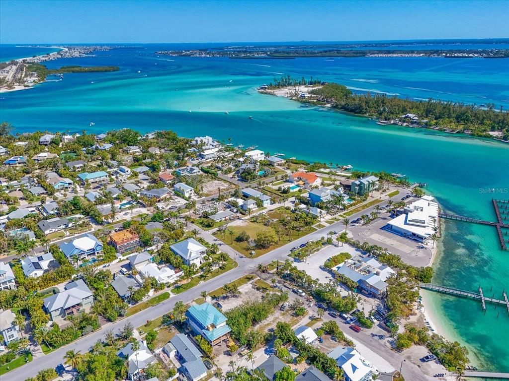 720 Broadway Street Longboat Key, FL 34228 - Photo 21 of 41 a view of a city with an ocean