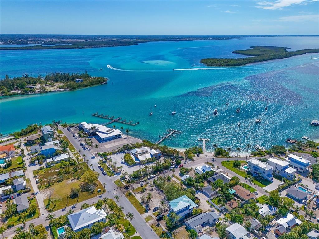 720 Broadway Street Longboat Key, FL 34228 - Photo 25 of 41 a view of a lake with a city view