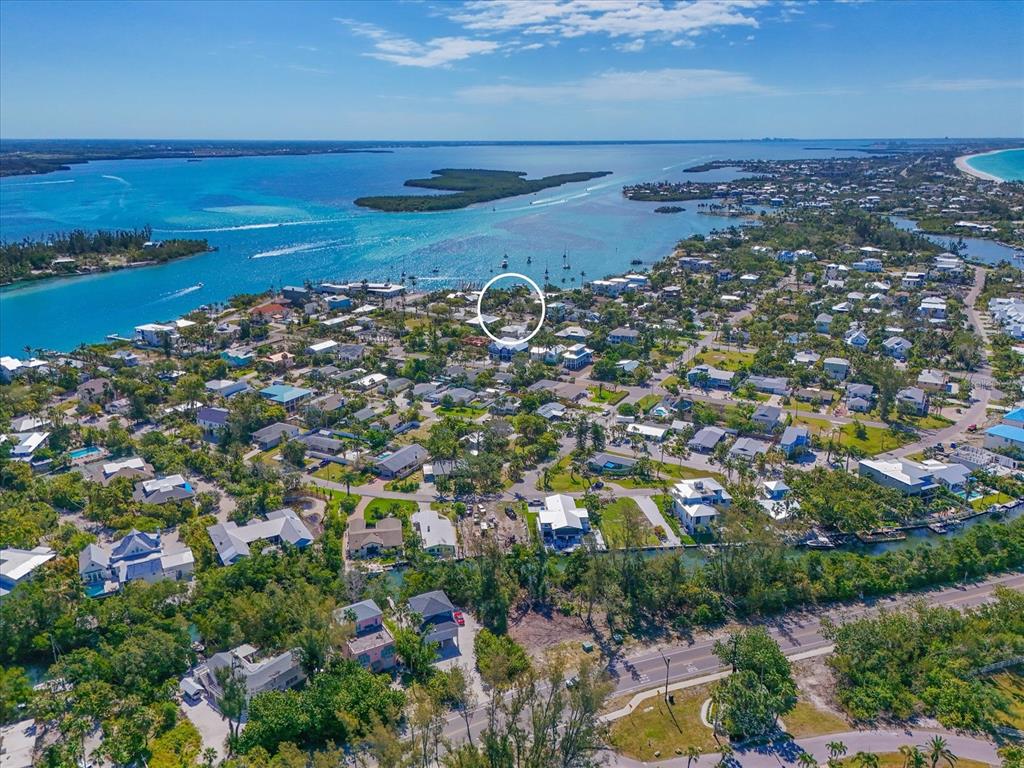 720 Broadway Street Longboat Key, FL 34228 - Photo 34 of 41 a view of city and ocean