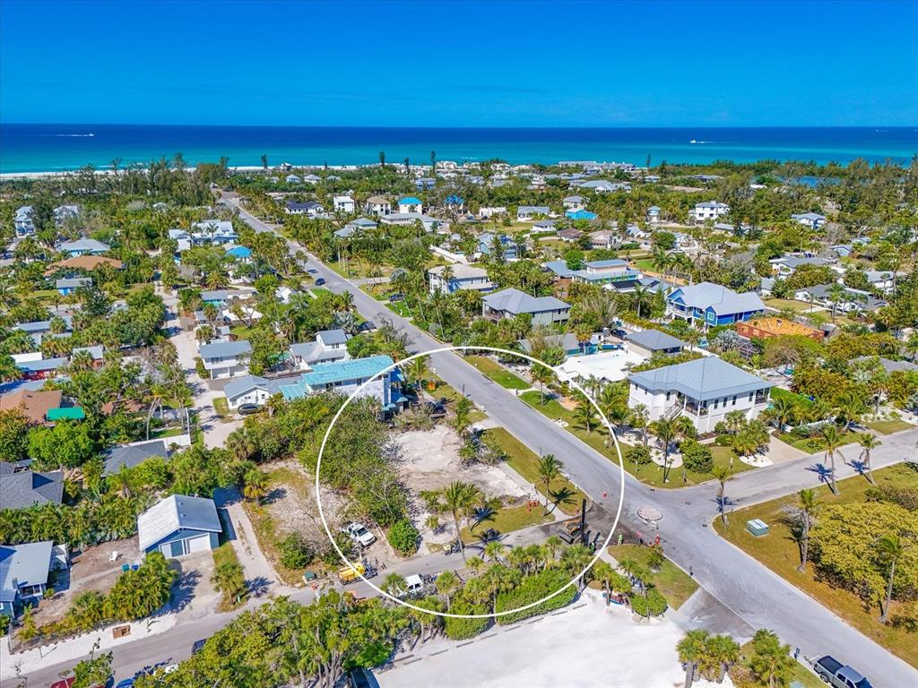 720 Broadway Street Longboat Key, FL 34228 - Photo 8 of 41 view of city and ocean
