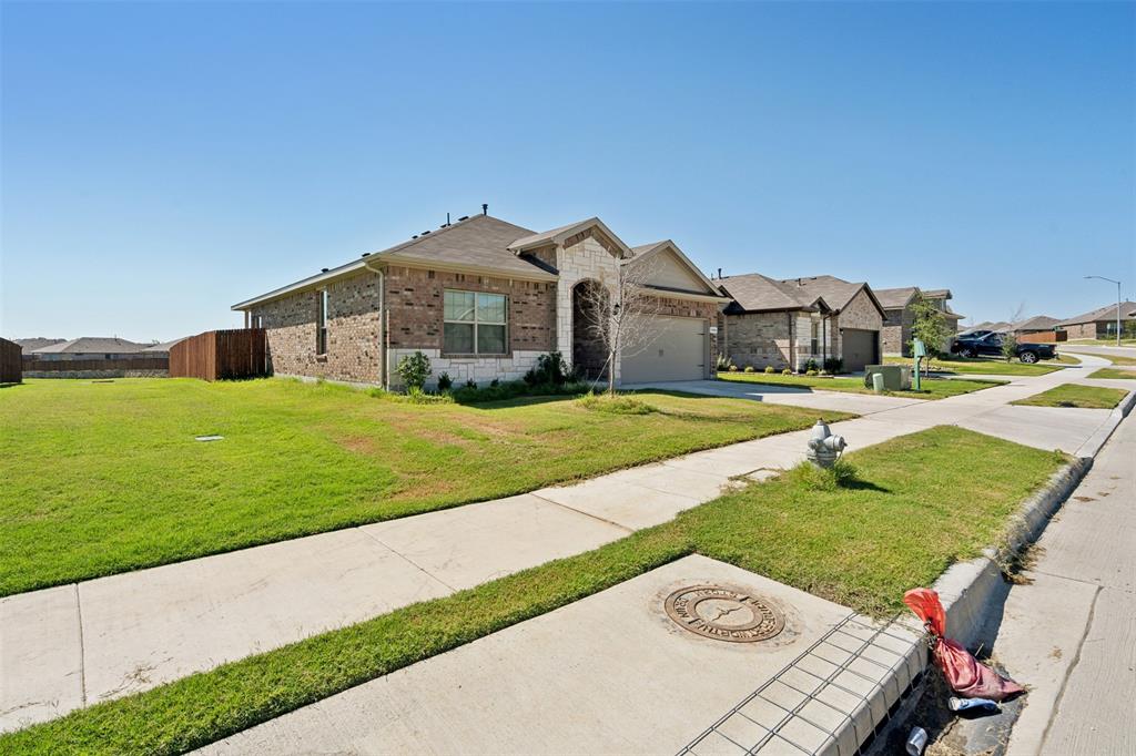 1505 Wellford Road Fort Worth, TX 76108 - Photo 3 of 29