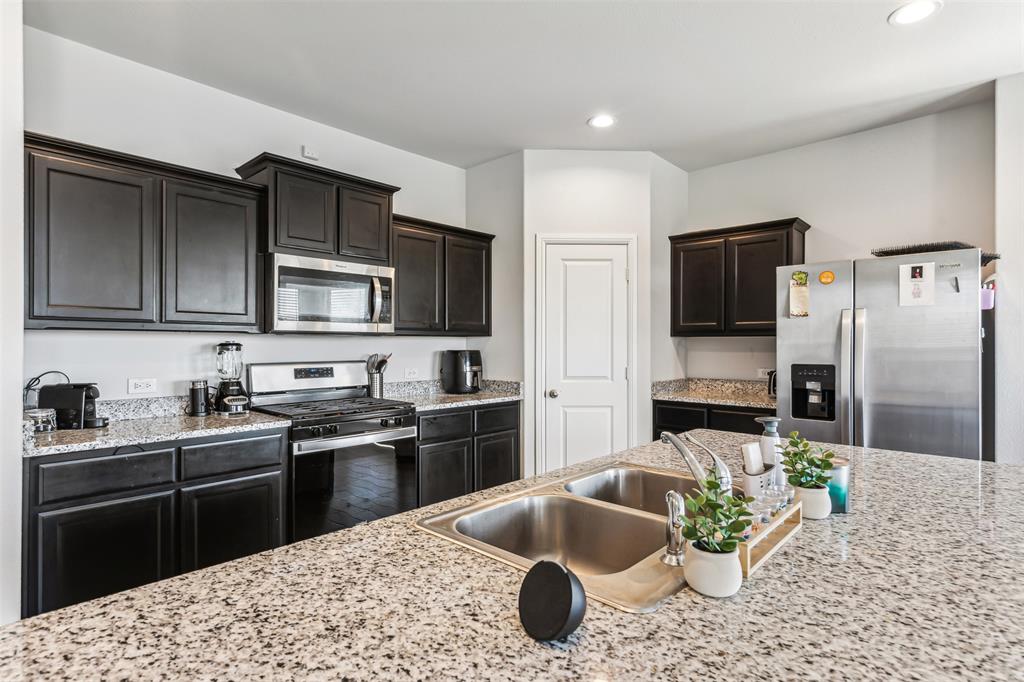 1505 Wellford Road Fort Worth, TX 76108 - Photo 7 of 29