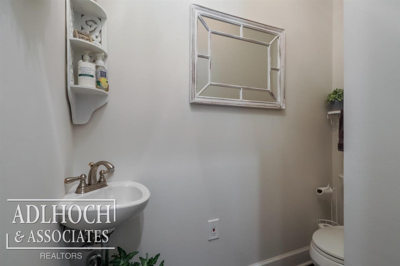 292 Kerby Road Grosse Pointe Farms, MI 48236 - Photo 13 of 26