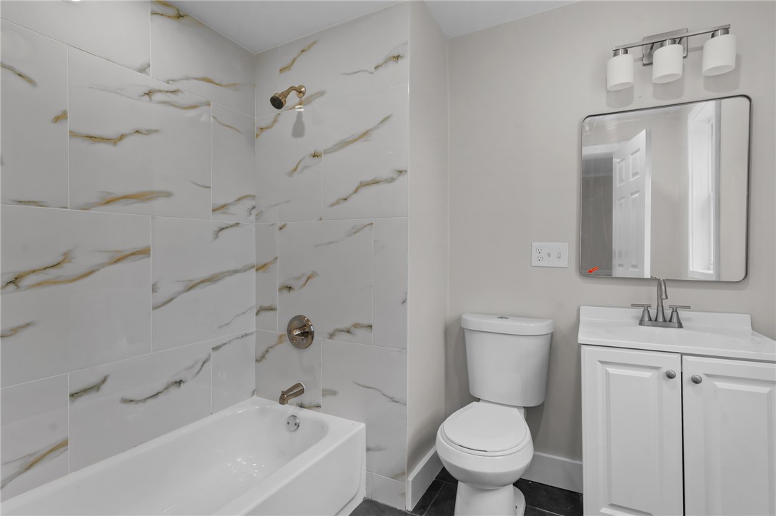 382 Orms Street Providence, RI 02908 - Photo 17 of 31