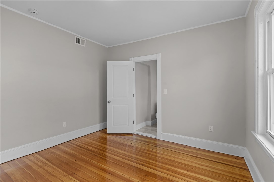 382 Orms Street Providence, RI 02908 - Photo 22 of 31