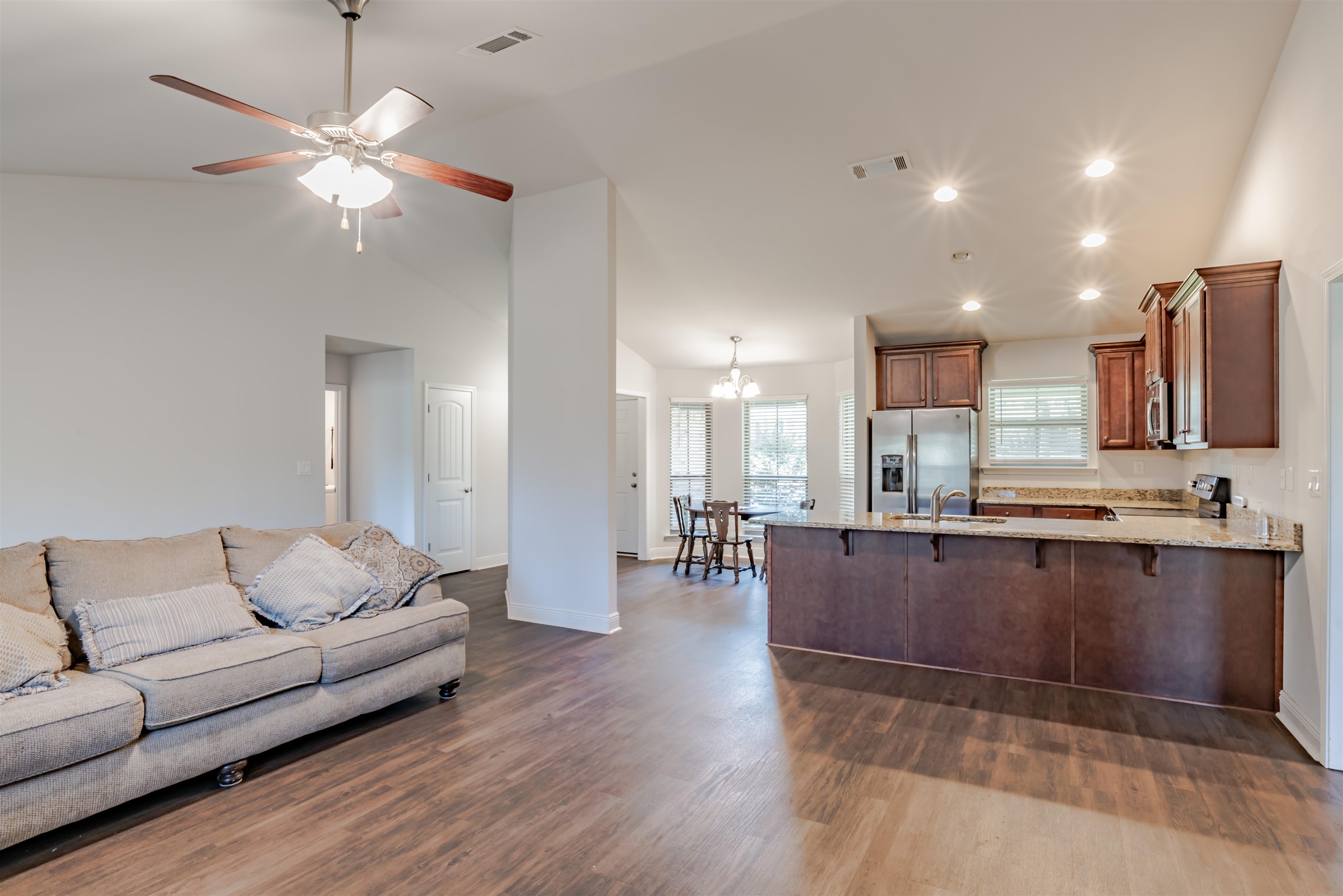 13168 Vincent Court Foley, AL 36535 - Photo 9 of 33