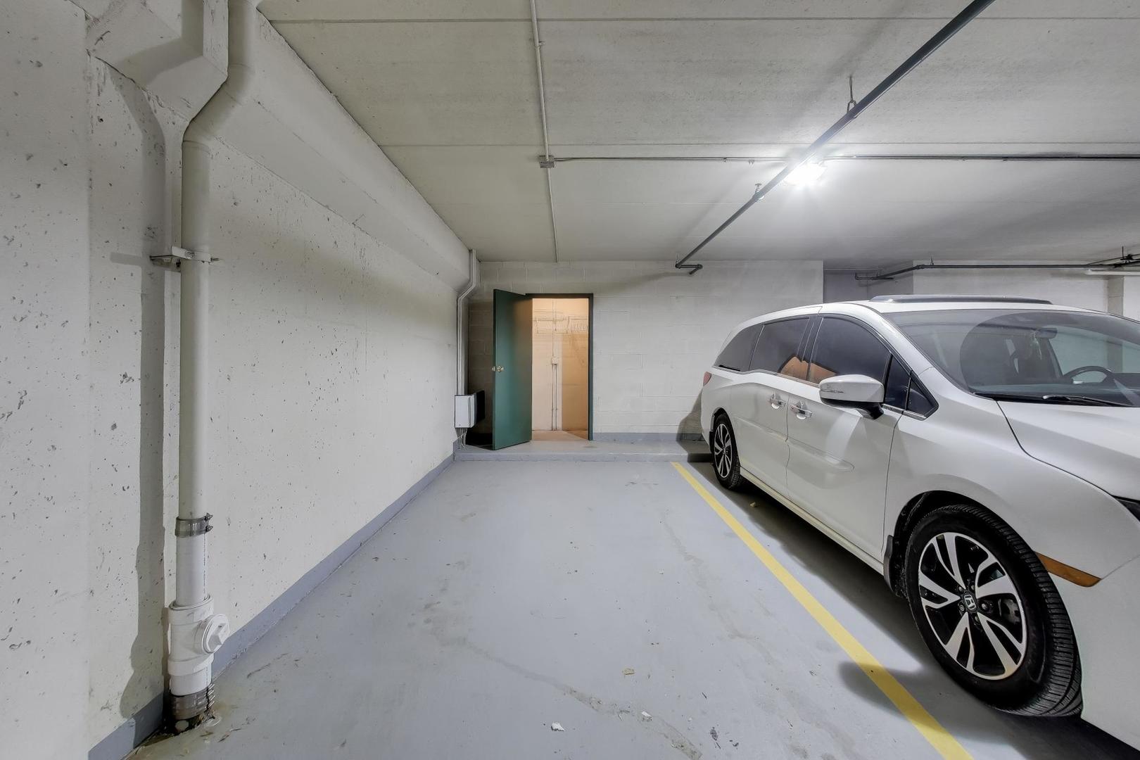 650 South River Road, Unit 812 Des Plaines, IL 60016 - Photo 23 of 25 a view of car garage