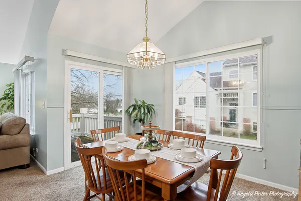$292,500 | 324 New Haven Drive, Cary, IL 60013