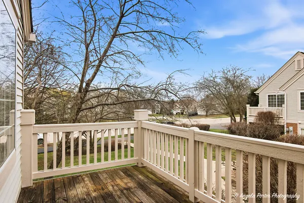 $292,500 | 324 New Haven Drive, Cary, IL 60013