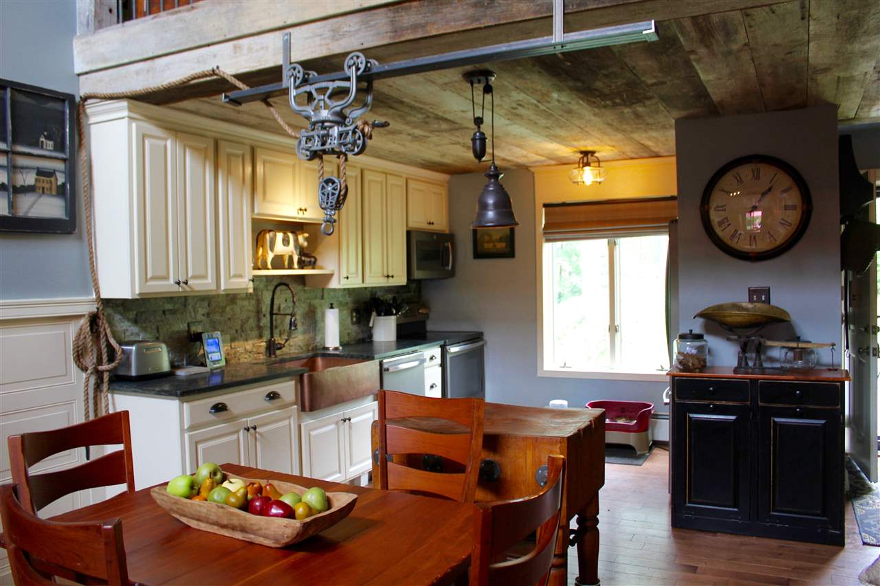 418 Lyman Batcheller Road, Unit C Hartford, VT 05059 - Photo 5 of 29 Gallery Image 5