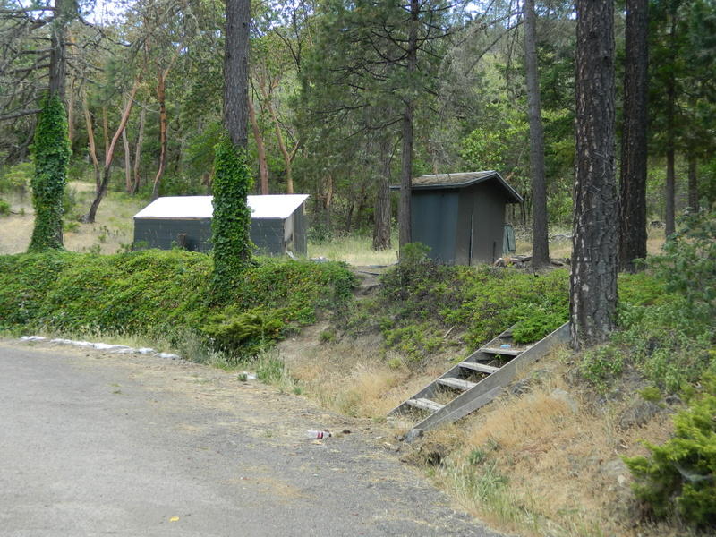 12320 Water Gap Road Williams, OR 97544 - Photo 34 of 53 Well House
